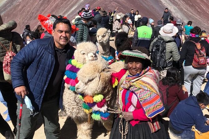 Vinicunca Rainbow Mountain Full-Day Tour from Cusco - Descending to Cusipata, then lunch like you mean it